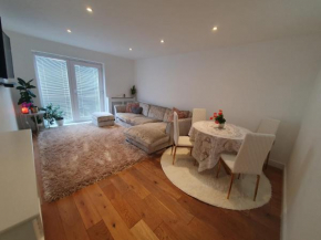 Broxbourne apartment (2 bed)
